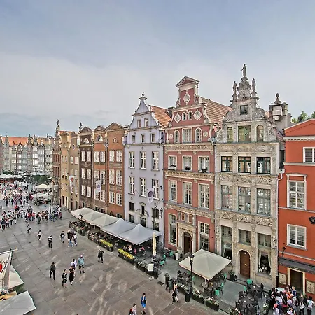 Starogdanski 51 公寓